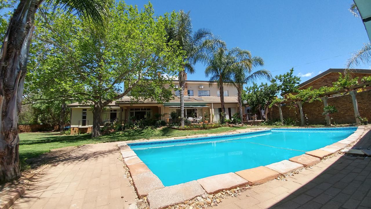 Rosa B&B Oudtshoorn Ngoại thất bức ảnh